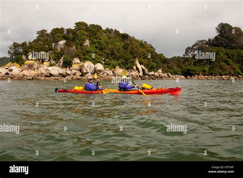 Neuseeland Südinsel Kajak von Kaiteriteri Beach im Abel Tasman National