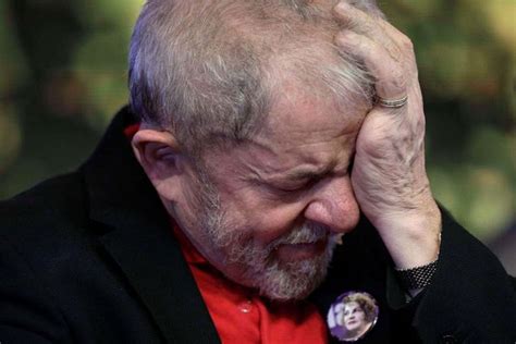 Lula Completa 1 Ano Preso