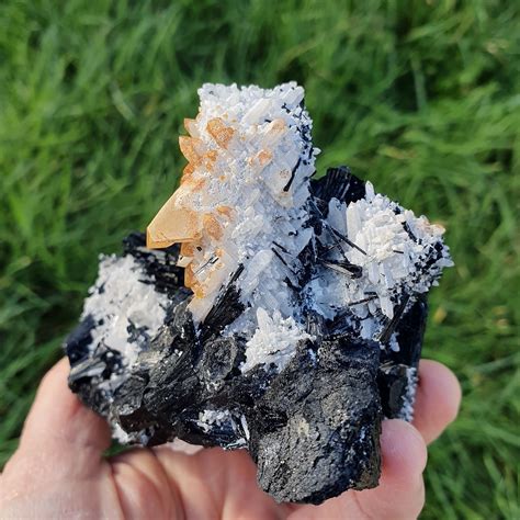 Tourmaline Quartz Et Orthose Monts Erongo Namibie