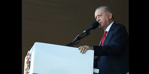 Cumhurbaşkanı Erdoğan MSÜ Kara Harp Okulu Diploma Alma ve Sancak Devir