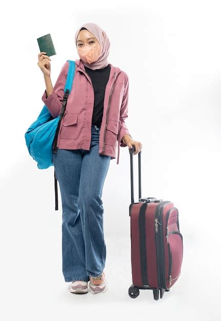 Hijab Femme Voyageant Tenant Une Valise De Billet De Passeport Et