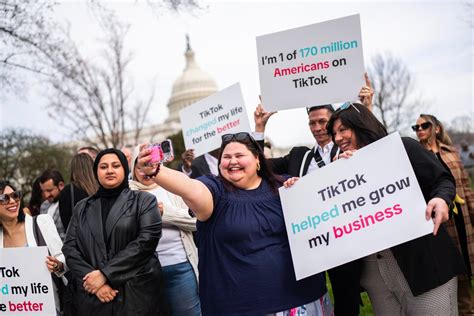 Tiktok Sues Federal Government Over Potential Us Ban Abc News