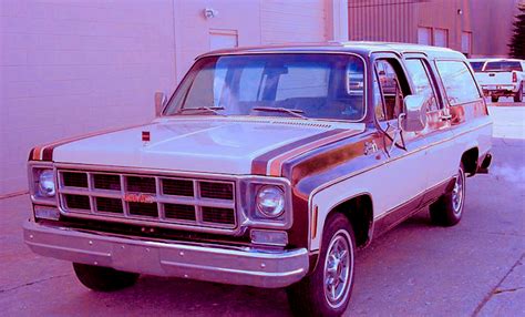 1973 Gmc Suburban Information And Photos Momentcar