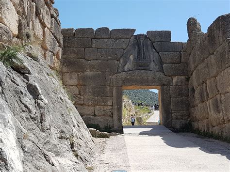 lions gate mycenae