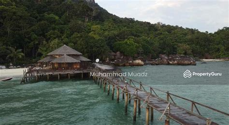 Tourism Resort Pulau Tioman Pahang Chalet Restoran Floating Bar