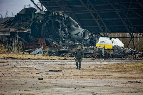 Ukraina chce odtworzyć transportowiec An 225 Mrija największy samolot