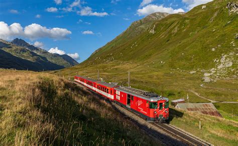 Deh 4 4 23 der MGB zwischen Oberalppasshöhe und Nätschen