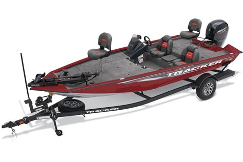 TRACKER PRO TEAM 195 Tournament Edition | 18ft. 7in. Mod V Bass Boat