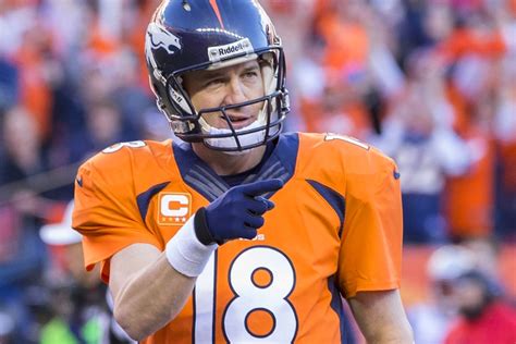 Watch Peyton Manning Breaks Career Record For Passing Touchdowns