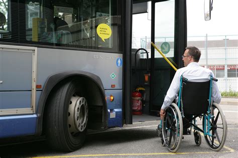 Accessibilit Des Transports Aux Personnes Mobilit R Duite Peynier Fr