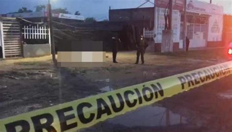 Abandonan Cuerpo Desmembrado Y Narcomantas En Poza Rica Veracruz