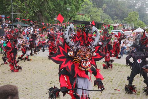 Al Ritmo Del Tambor Congo Celebraron El Festival De M Scaras Y Bailes