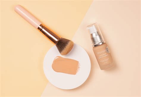 Review Wardah Exclusive Liquid Foundation Dengan Formula Baru