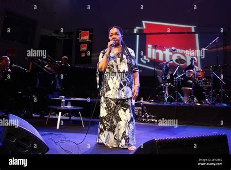 Cesaria evora singer Banque de photographies et dimages à haute