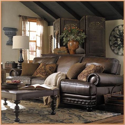 30+ Living Room Design Ideas With Leather Sofa - DECOOMO