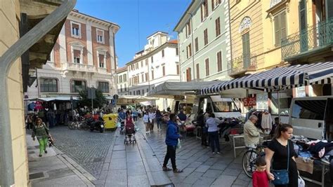 Vercelli Il Trasloco Del Mercato Causa Lavori La Stampa