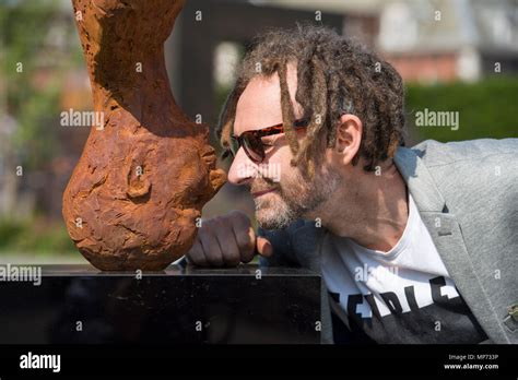 Artist And Sculptor John Oconnor Hi Res Stock Photography And Images