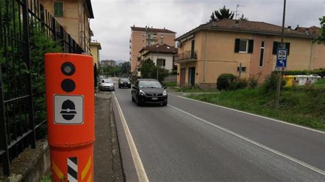 Ovada Per Le Auto Come Missili In Strada Rocca I Residenti Vogliono L