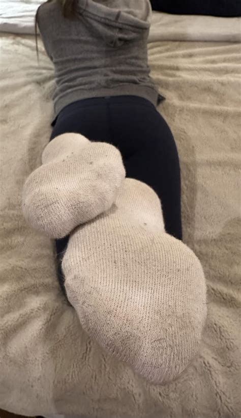 What Would You Do To My Socks 😏 Rcumonhersocks