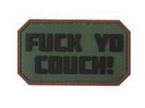 Шеврон Fuck yo Couch PVC зеленый купить с доставкой по выгодным
