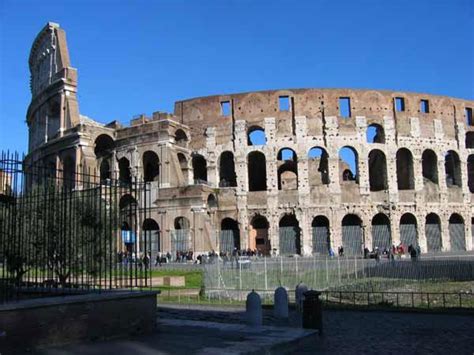 rome italy attractions colosseum | Ground access view and tourists ...