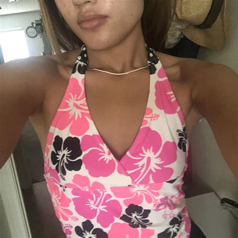 Xhilaration Women S Pink And Black Bikini And Tankini Tops Depop