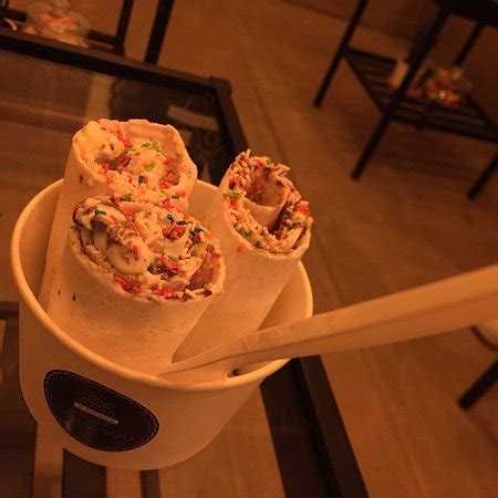 DELABUU ICE CREAM Berlin Krossener Str 15 Friedrichshain Kreuzberg