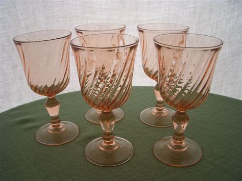 Vintage Arcoroc Pink Swirl Depression Glass Goblets 5 Pieces