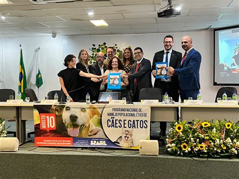 GDF participa de Fórum Nacional de Proteção Animal no Dia Nacional dos