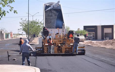 Esta por concluir obra de pavimentación en Meoqui Francisco l Madero