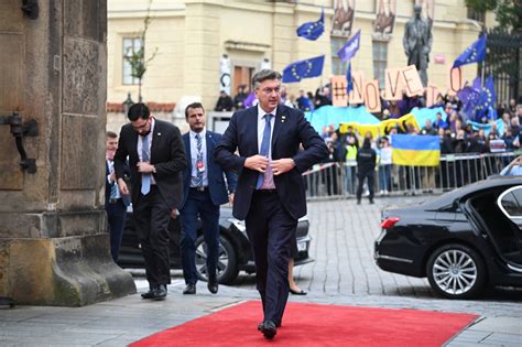 JESU LI ONI DOSTOJNA ZAMJENA ZA PLENKOVIĆA U HDZ u se spominju tri