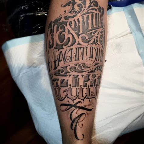 Scribomania Sam Taylors Ornate Freehand Lettering Tattoodo Chicano