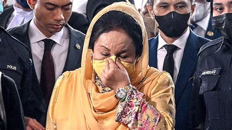 Rosmah Mansor Wife Of Malaysias Ex Leader Convicted Of Corruption News