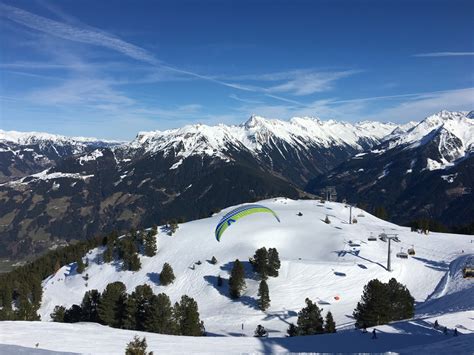 Zillertal 3000 - Mayrhofen: Skigebied in Oostenrijk | AlpenCams