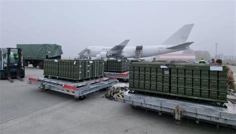 U S Delivers 80 Tonnes Of Ammunition To Ukraine