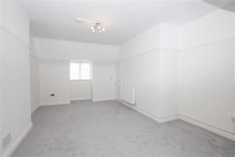 2 Bedroom Flat To Let In Lyttelton Court Hampstead Garden Suburb N2