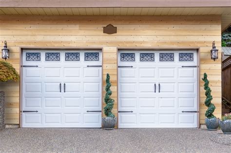 BuildDirect StrongSide Wood Siding Eastern White Cedar Siding