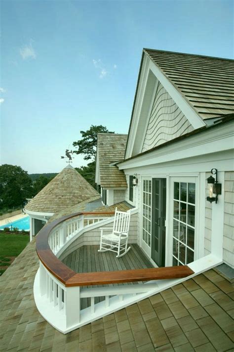 35-Awesome-Traditional-Cape-Cod-House-Exterior-Ideas-19 - inspiredetail.com