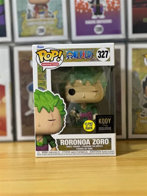 Funko Pop One Piece Roronoa Zoro GITD Kody Trading Exclusive Hobbies