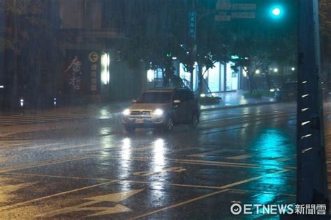 快訊／暴雨夜襲北台灣！氣象局發布「大雨特報」 北北基宜警戒 Ettoday生活新聞 Ettoday新聞雲