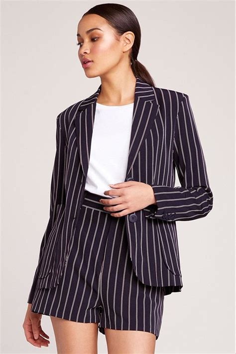 Women S Shorts Suit When To Wear It Striped Blazer Short Suit