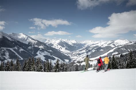 Skiing In Saalbach Hinterglemm