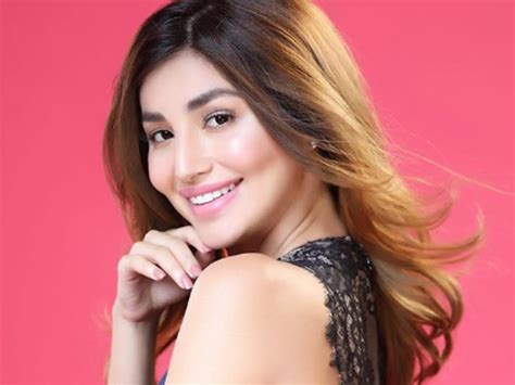 Nathalie Hart Admits To Pregnancy