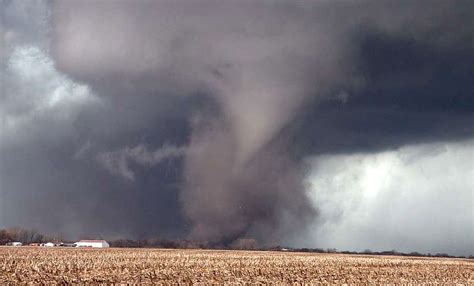 Tornado Spawning Storms Left 5 Dead And Dozens Injured In Iowa Keep