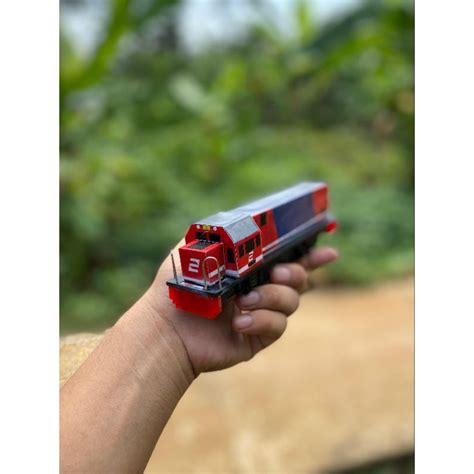 Jual Miniatur Kereta Api Lokomotif Cc Perumka Mesin Bisa Jalan