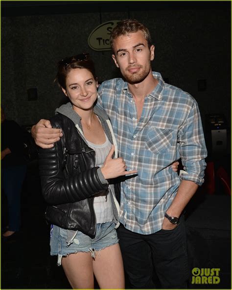 Shailene Woodley Theo James Greet All It Takes Supporters At