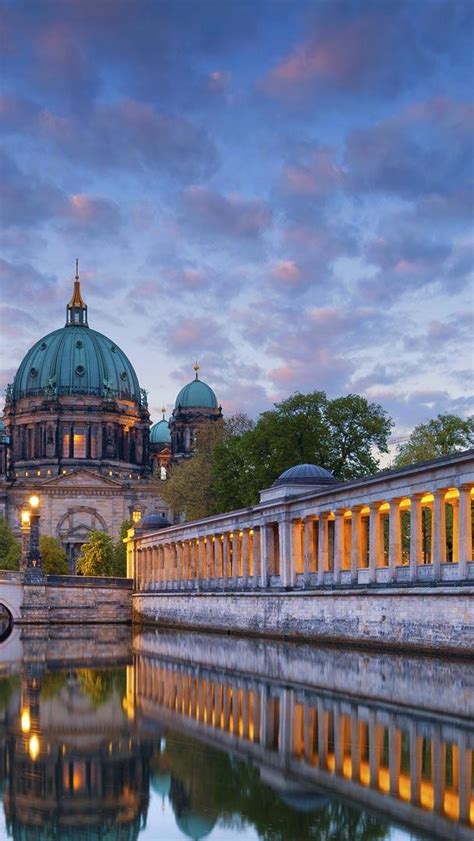 Bing HD Wallpaper Aug. 26, 2023: Berlin Cathedral and Museum Island ...