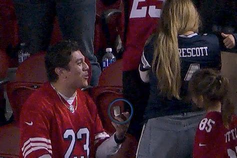 49ers supporter proposes to Cowboys fan on 'Sunday Night Football'