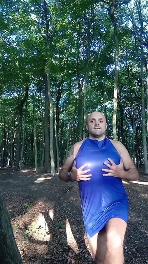 Vidéos porno gay gratuites Gros Seins D Homme xHamster