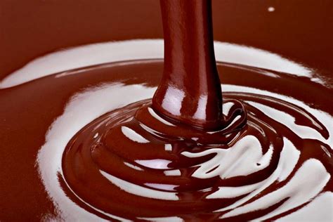 Saiba Como Fazer Uma Deliciosa Calda De Chocolate Confira Dicas